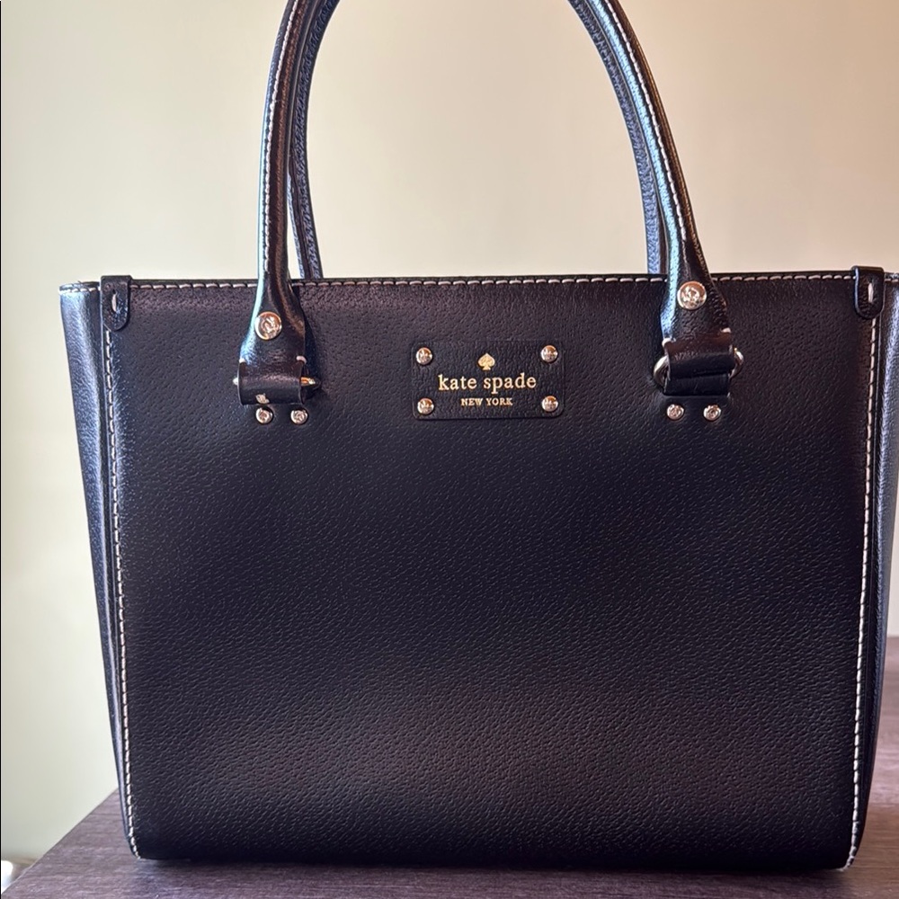 Kate Spade classic Black Wellesley Quinn Tote - Picture 3 of 13